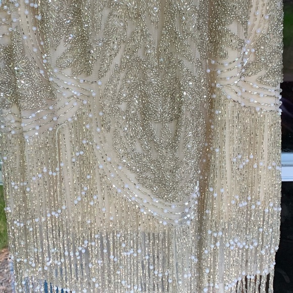 Formal dress - Picture 3 of 16